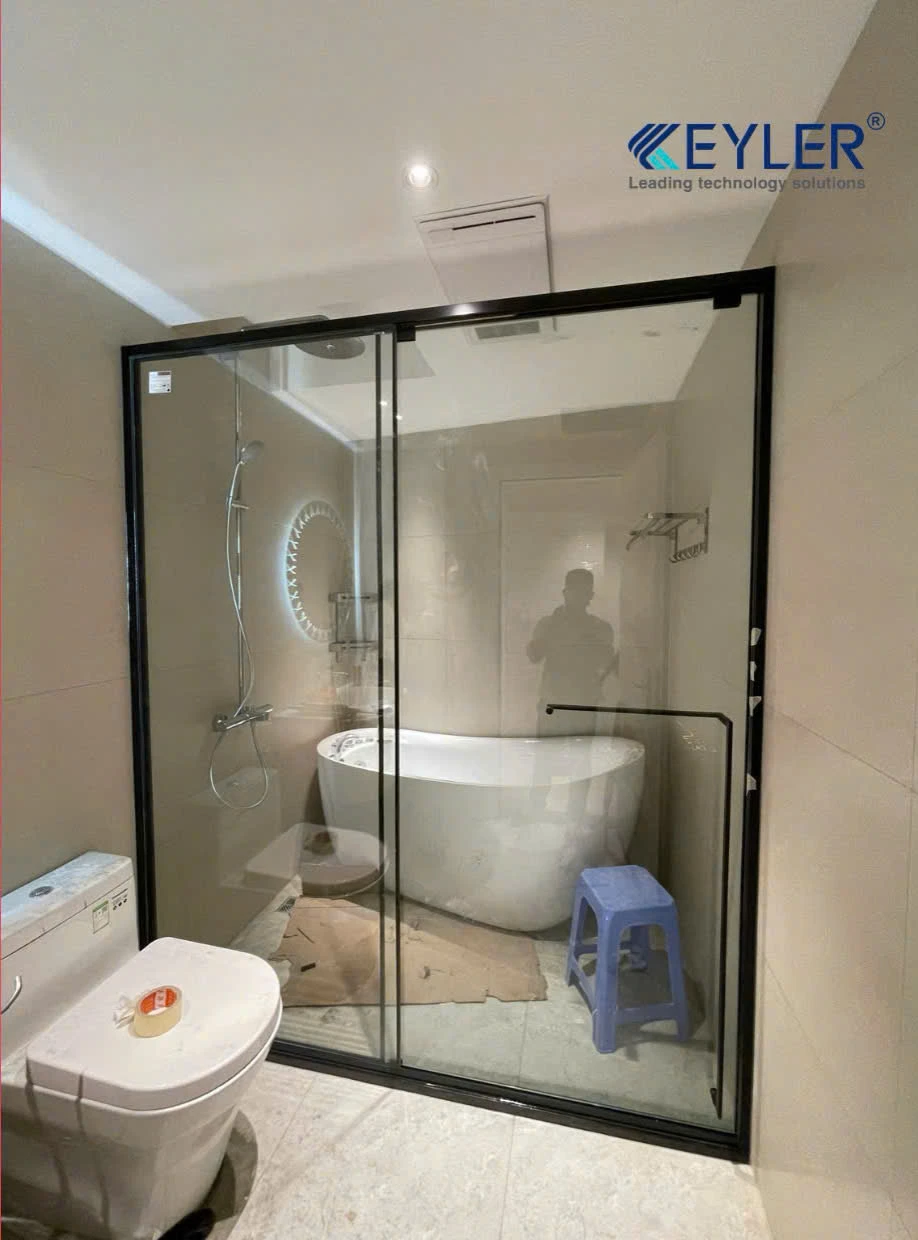 Lắp phòng tắm kính hệ 180 độ mở lùa tại An Khánh, Hoài Đức, Hà Nội